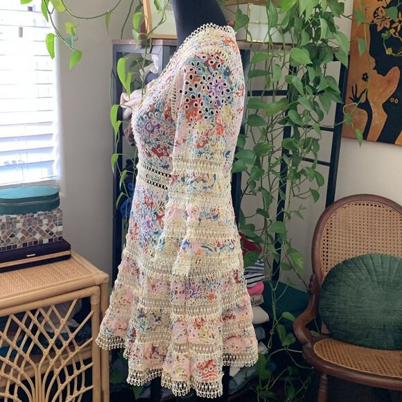 LEA Pink Floral Crochet Eyelet Bell Sleeve Mini Dress - M - Picture 2 of 4